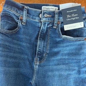Abercrombie jeans the flare ultra high rise curve love size 25